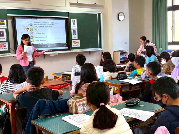 Nov 20, 2025 二重國小Jem中外師協同教學訪視圖片