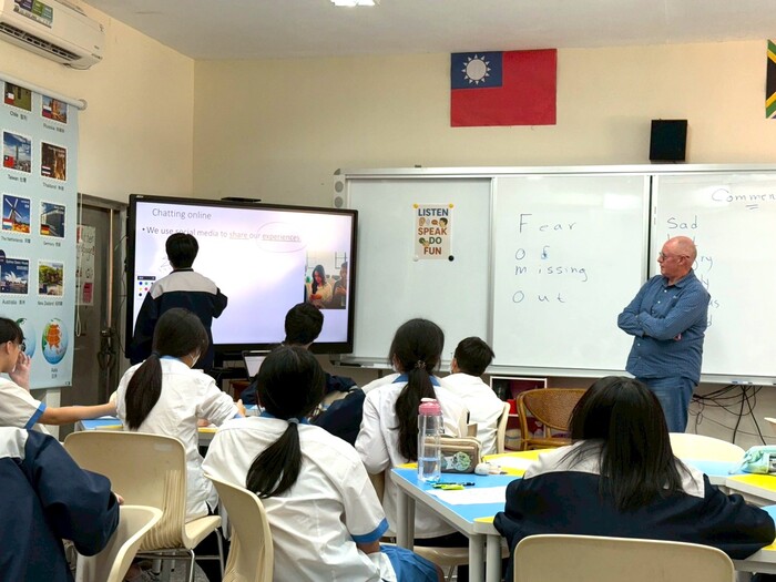 Nov 25, 2025 竹東國中Kobus中外師協同教學訪視圖片