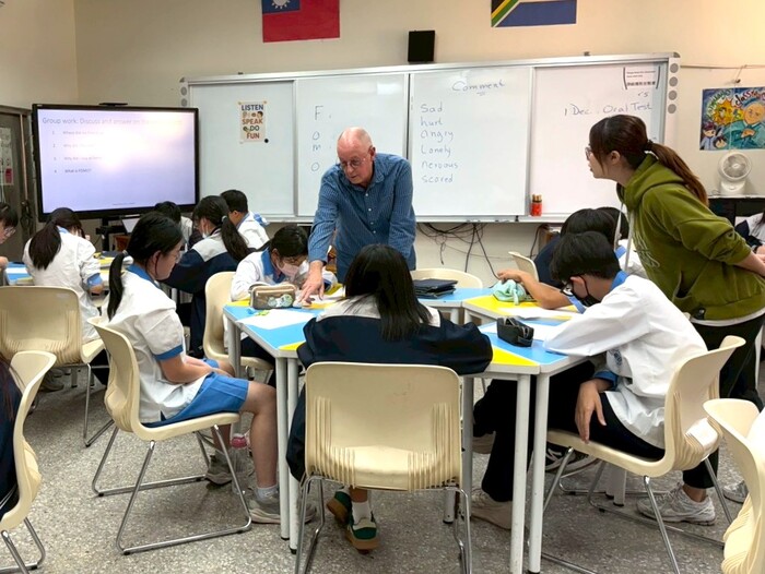 Nov 25, 2025 竹東國中Kobus中外師協同教學訪視圖片