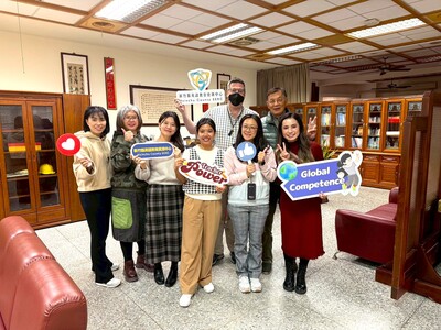 Dec 03, 2025 松林國小Charissa中外師協同教學訪視圖片