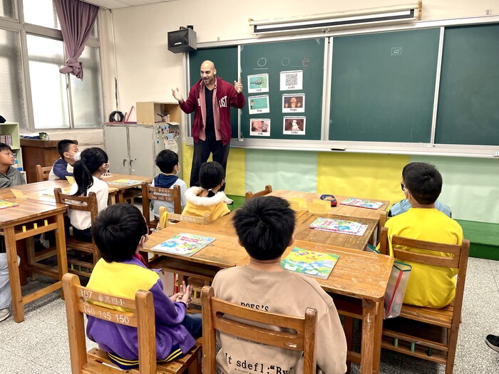 Nov 18, 2025 華興國小Antonio中外師協同教學訪視圖片