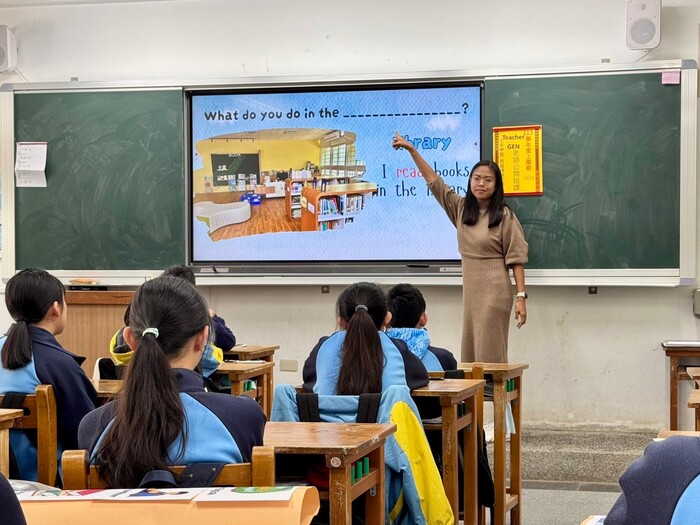 Dec 10, 2024 尖石國中Geraldine中外師協同教學訪視圖片