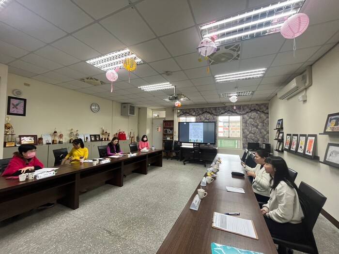 Dec 27, 2024 山崎國小Jhuliemarie中外師協同教學訪視圖片