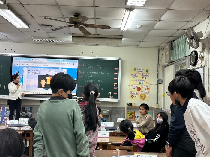 Dec 27, 2024 山崎國小Jhuliemarie中外師協同教學訪視圖片