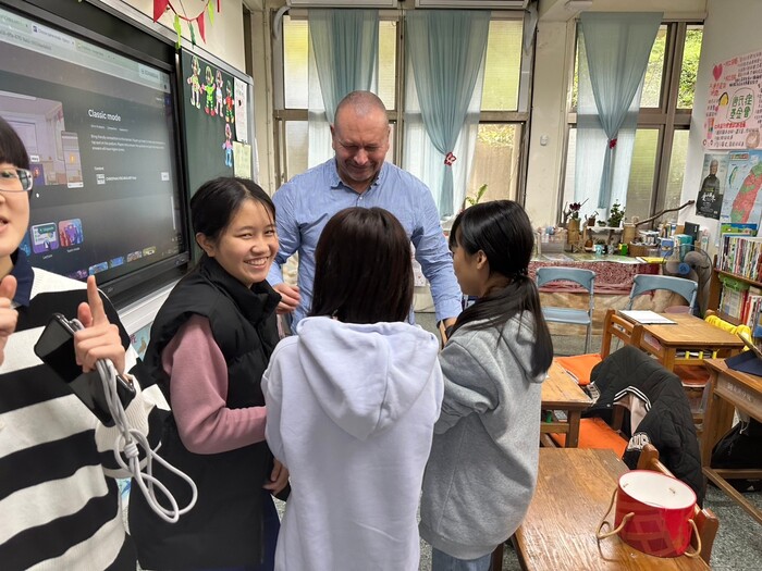 Dec. 26, 2024 嘉興國小義興分校Gary中外師協同教學訪視圖片