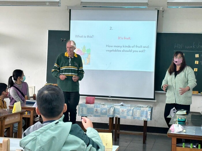 Jan 03, 2025 信勢國小Ralph中外師協同教學訪視圖片