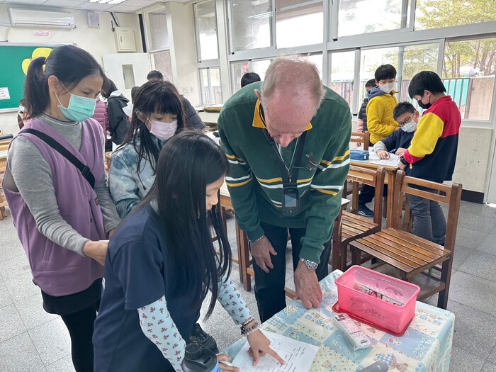 Jan 03, 2025 信勢國小Ralph中外師協同教學訪視圖片