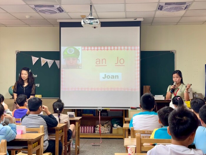 Nov 6, 2024 竹仁國小Joan中外師協同教學訪視圖片